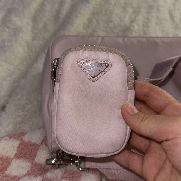 Prada 2005 are-Edition Nylon Bag with silver chain and mini bag attachments - Picture 4 of 4